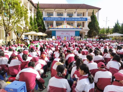 Chào Mừng 42 Năm Ngày Hiến Chương Ngày Nhà Giáo Việt Nam Tại Trường THCS Hùng Vương