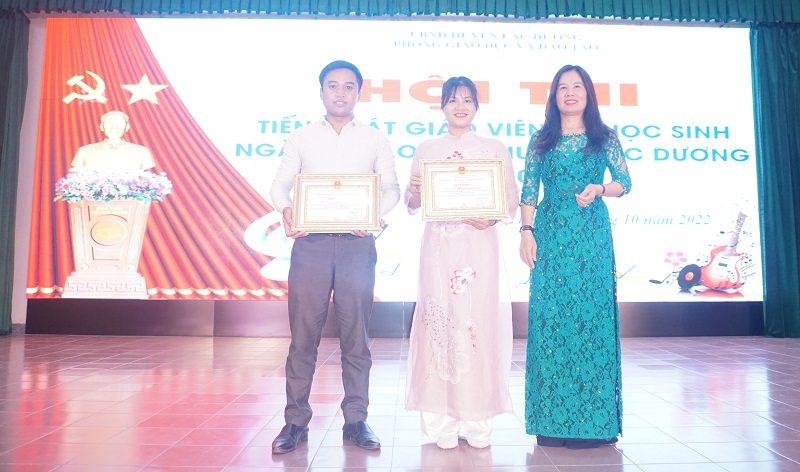 dcfdfa202bcfec91b5de (1)