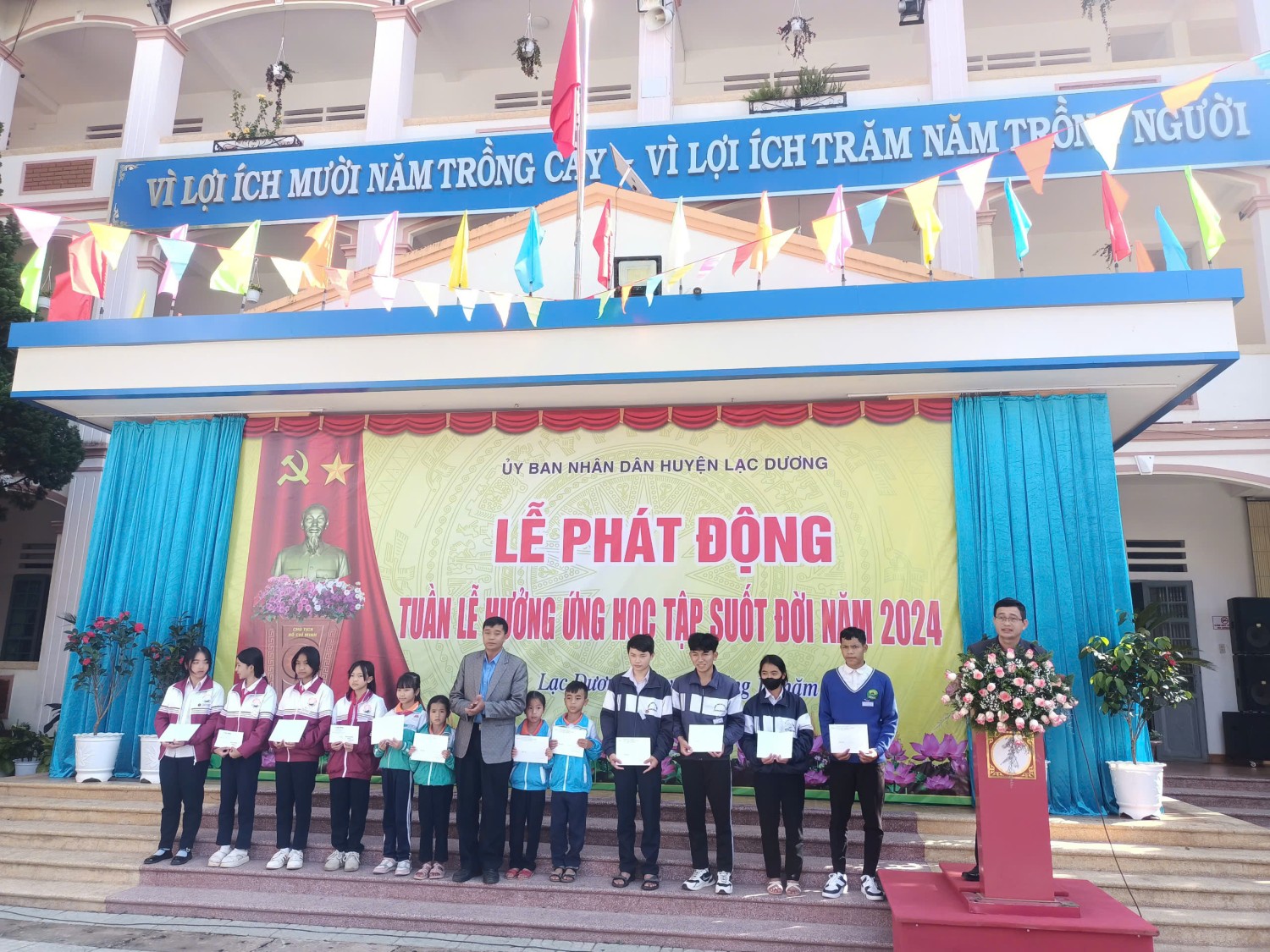 z5884396889634 d75de45f357ccee16fe754725eaaf04a